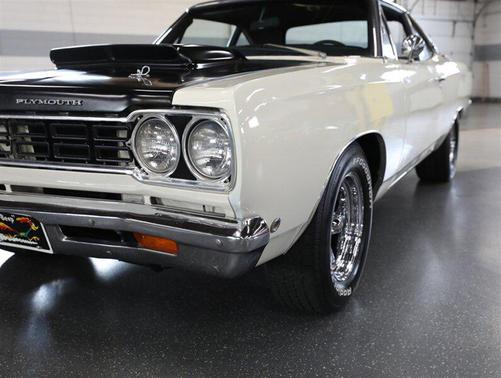 White 1968 Plymouth Roadrunner