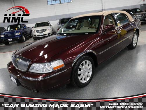 2008 Lincoln Town Car Signature