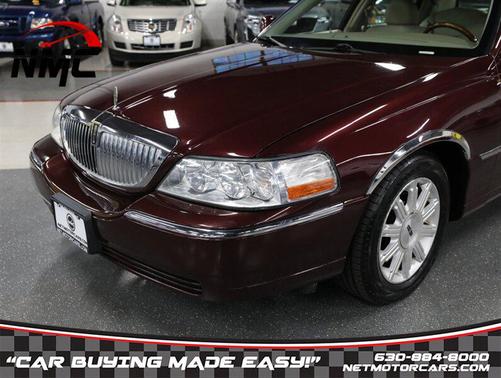 2008 Lincoln Town Car Signature