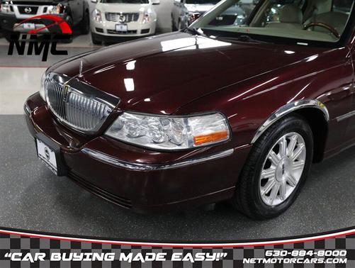 2008 Lincoln Town Car Signature