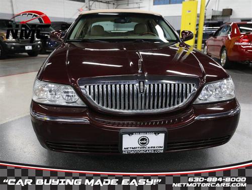 2008 Lincoln Town Car Signature