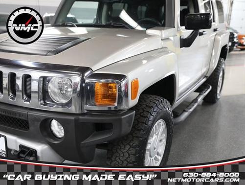 2009 Hummer H3 Base