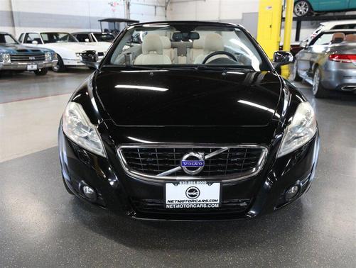 Ember Black Metallic 2011 Volvo C70 T5