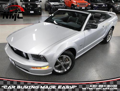 2005 Ford Mustang GT Premium