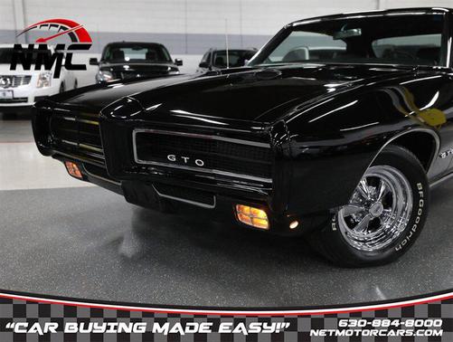 1969 Pontiac GTO 