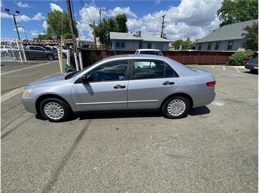 2004 Honda Accord DX