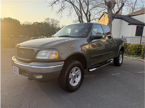 2002 Ford F-150 Short Bed