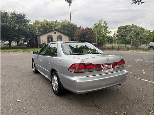 Silver 2002 Honda Accord EX V6