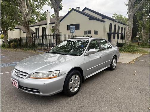 Silver 2002 Honda Accord EX V6