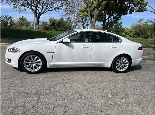2013 Jaguar XF I4 T