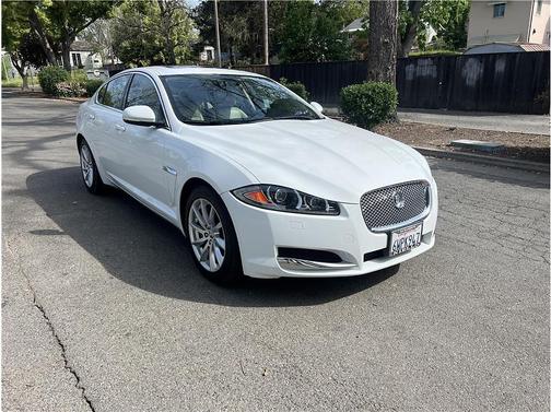 2013 Jaguar XF I4 T