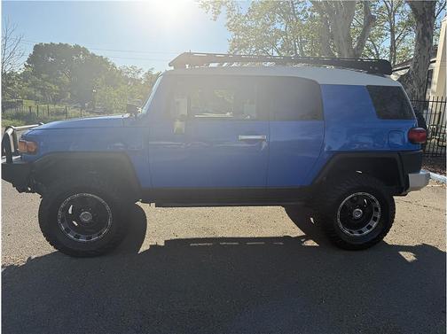 2007 Toyota FJ Cruiser Base