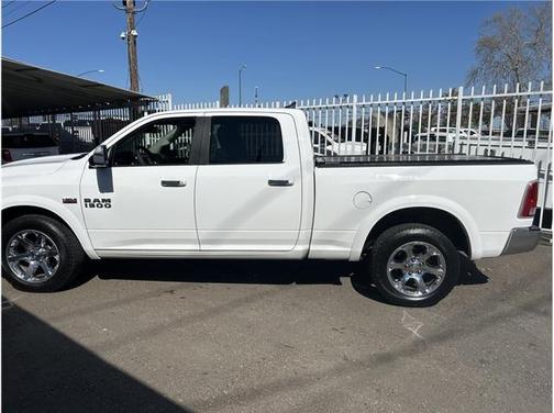 2017 RAM 1500 Laramie