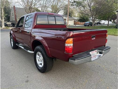 2004 Toyota Tacoma PreRunner Double Cab