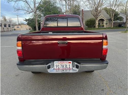 2004 Toyota Tacoma PreRunner Double Cab