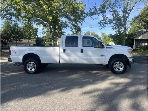 White 2016 Ford F-350 XLT