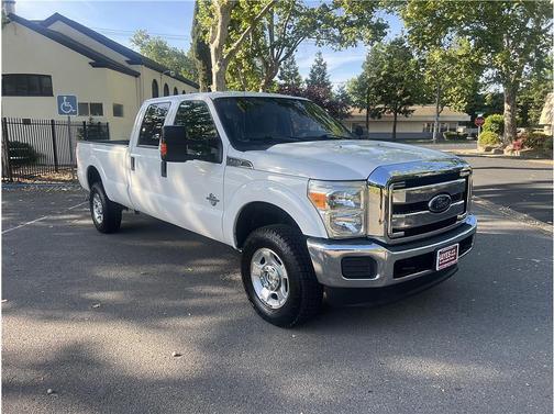 White 2016 Ford F-350 XLT