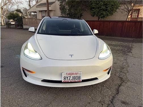 2022 Tesla Model 3 Standard Range