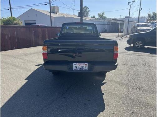 2004 Toyota Tacoma Base