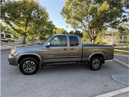 Gray 2004 Toyota Tundra SR5