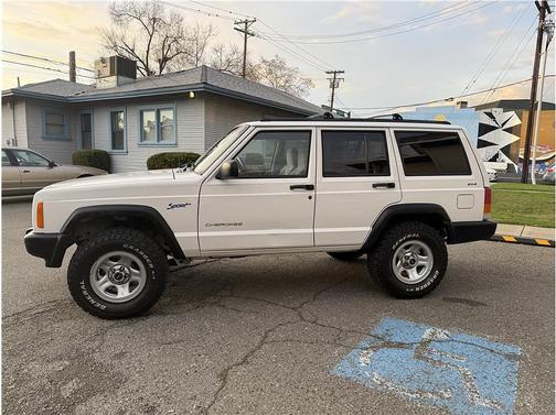 1998 Jeep Cherokee Sport 4WD