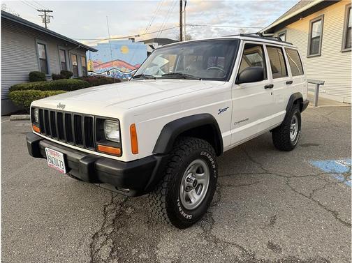 1998 Jeep Cherokee Sport 4WD