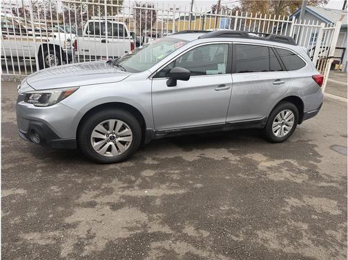 2019 Subaru Outback 2.5i