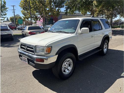 Natural White 1998 Toyota 4Runner Base