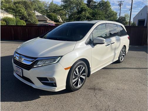 2018 Honda Odyssey Elite