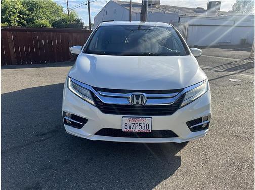2018 Honda Odyssey Elite