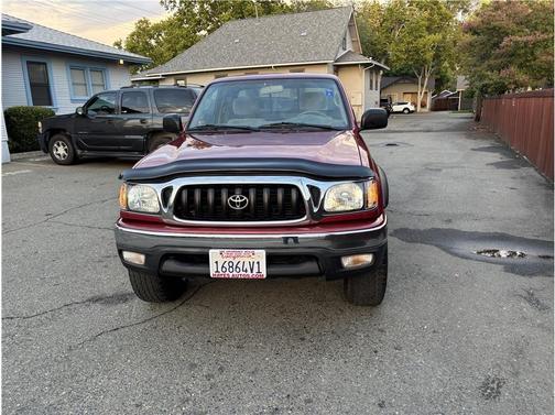 2004 Toyota Tacoma Xtracab