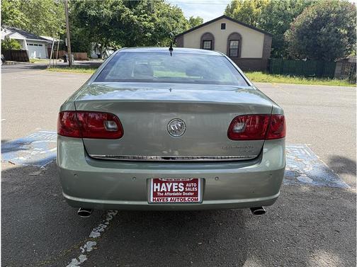 Green 2007 Buick Lucerne CXS