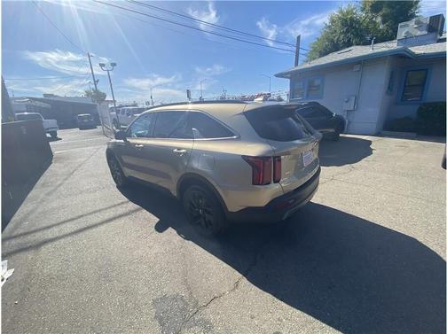 2021 Kia Sorento S