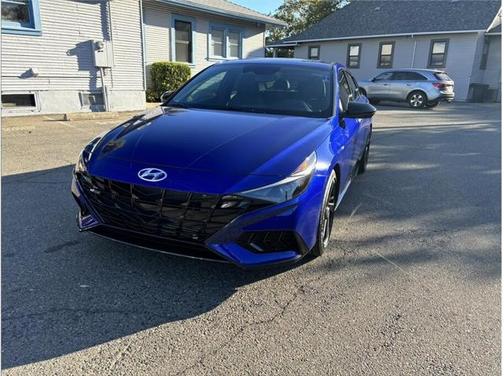 2021 Hyundai ELANTRA SE