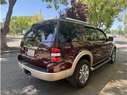 Maroon 2006 Ford Explorer Eddie Bauer