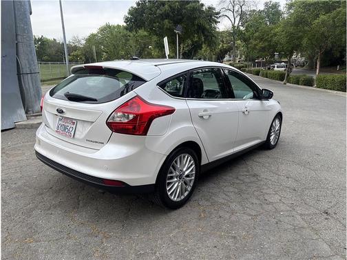White Platinum Metallic Tri-Coat 2013 Ford Focus Titanium