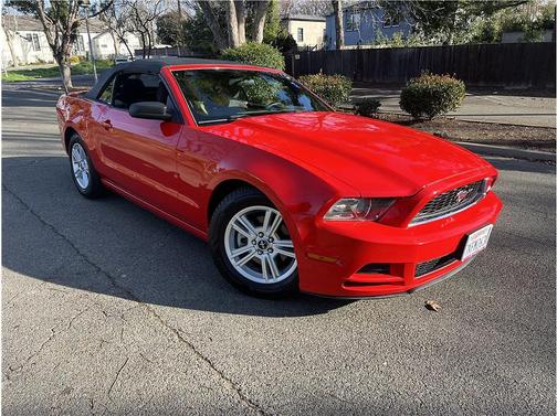 2013 Ford Mustang V6