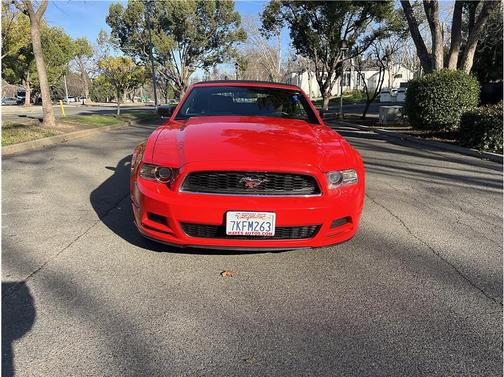 2013 Ford Mustang V6