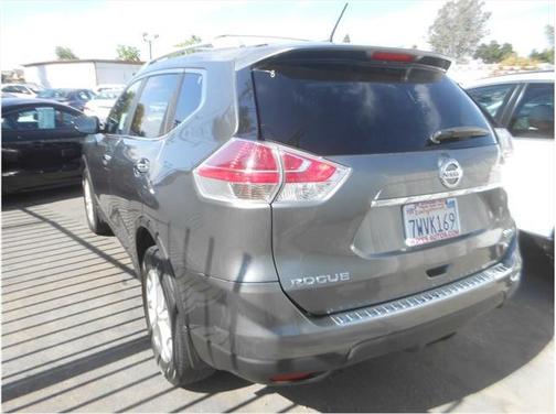 2016 Nissan Rogue SV