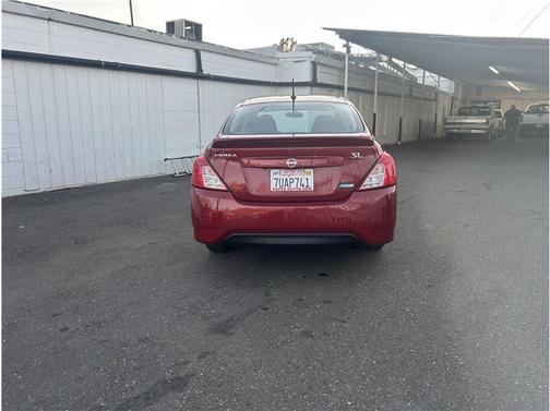 2015 Nissan Versa 1.6 SL
