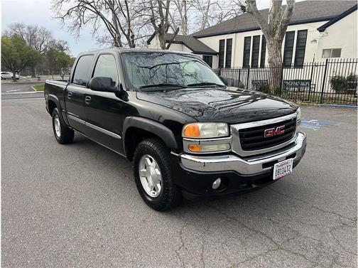 2006 GMC Sierra 1500 SL Crew Cab