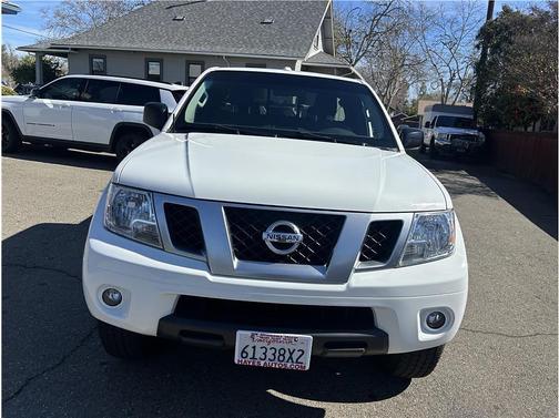 2016 Nissan Frontier Desert Runner