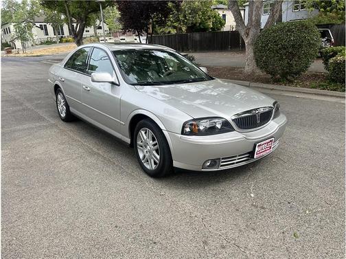 2004 Lincoln LS V8