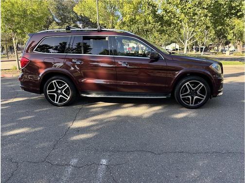 Maroon 2013 Mercedes-Benz GL-Class 4MATIC