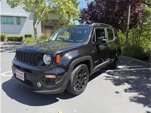 Black 2019 Jeep Renegade Altitude