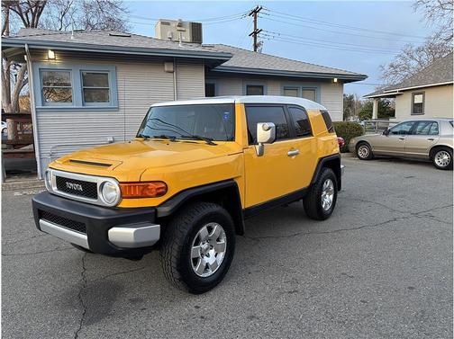 2007 Toyota FJ Cruiser Base