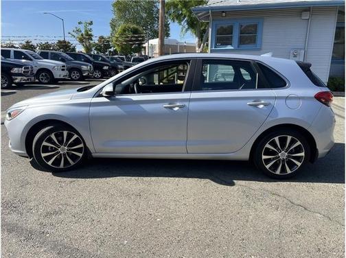 2018 Hyundai Elantra GT Base