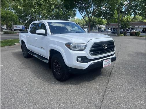 2017 Toyota Tacoma SR5