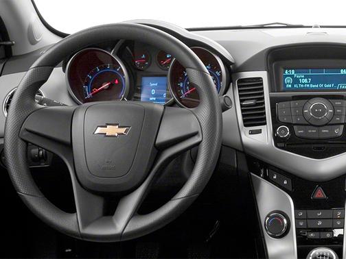 Red 2013 Chevrolet Cruze 1LT