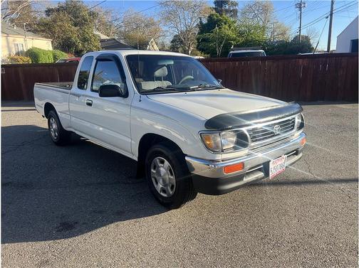 1996 Toyota Tacoma Base